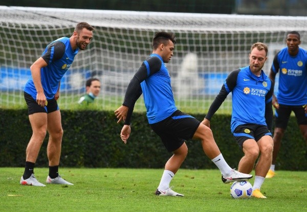Lautaro Martínez Lautaro Martínez