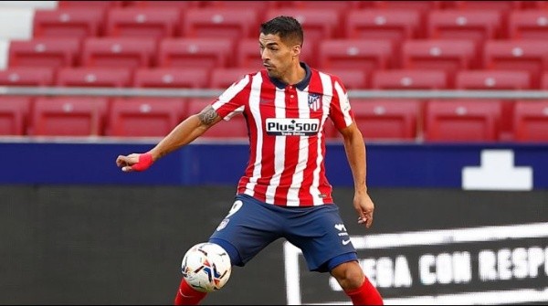 Suárez debutó con dos goles y una asistencia en el Atlético Madrid.
