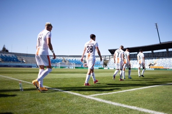 Cobresal mantiene aislado al caso positivo de coronavirus y sus contactos estrechos. Foto: Agencia Uno.