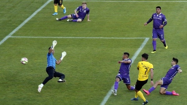 Washington Torres con guatita en Segunda División Profesional