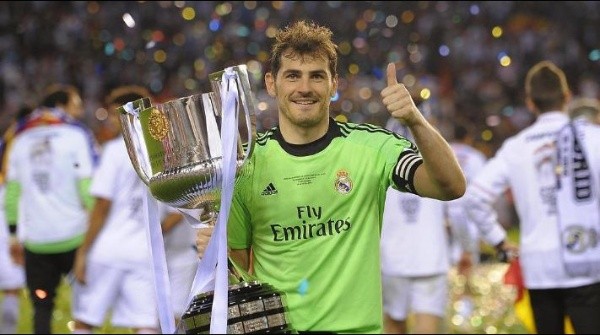 Iker Casillas perteneció al Real Madrid durante 25 años, donde disputó 733 partidos y ganó 19 títulos