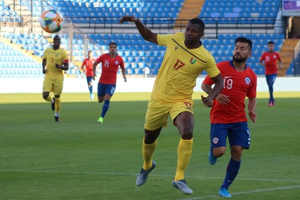 Jean Meneses estuvo en los últimos amistosos que disputó la Roja el año pasado. Foto: Agencia Uno