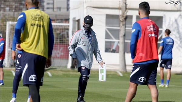 Entrenamiento de la selección chilena para las Eliminatorias Qatar 2022