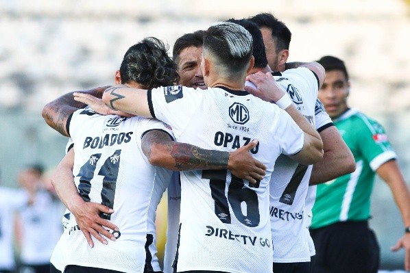Colo Colo tiene listo su 11 para enfrentar a Jorge Wilstermann por la Copa Libertadores. | Foto: Agencia Uno