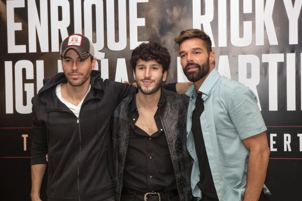 Enrique Iglesias hará una gira con Ricky Martin y Sebastián Yatra en 2021.