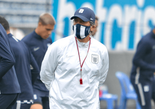 El Comandante perdió el respaldo de la fanaticada de Alianza Lima tras los malos resultados.