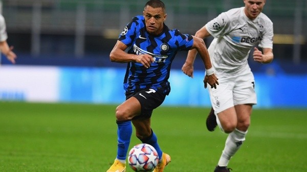 Alexis Sánchez llegaría con lo justo al duelo entre el Inter de Milán y el Real Madrid por Champions League. Foto: Getty Images