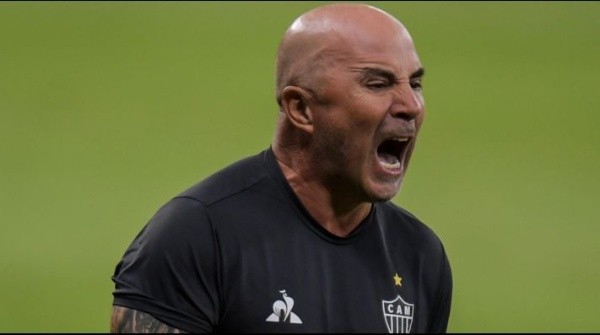Sampaoli y el Mineiro no lograron hacerse respetar en casa y empataron sin goles ante Recife.