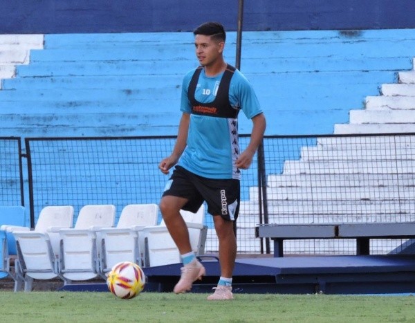 Gonzalo Córdoba firmó contrato con Racing con solo 16 años, pero todavía no ha debutado con el primer equipo. Llega a Universidad de Concepción hasta finales del 2021. Foto: El Primer Grande