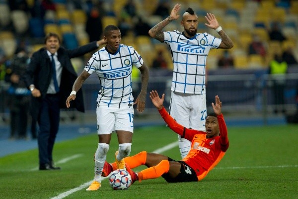 Antonio Conte confía plenamente en Arturo Vidal, el jugador al que más veces ha mandado a la cancha cuando le ha tocado dirigir en Champions League. Foto: Getty Images