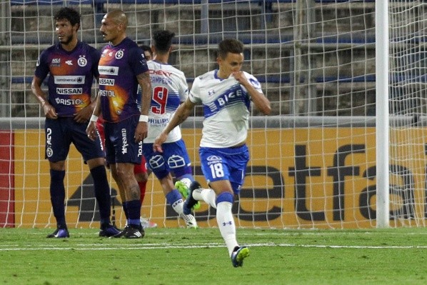 El relator de DirecTV lanzó una desafortunada frase en medio del duelo entre la UC y Sol de América.