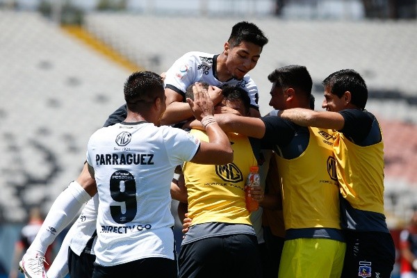 Iván Morales lideró el regreso de los abrazos de Colo Colo en el Estadio Monumental. Foto: Agencia Uno