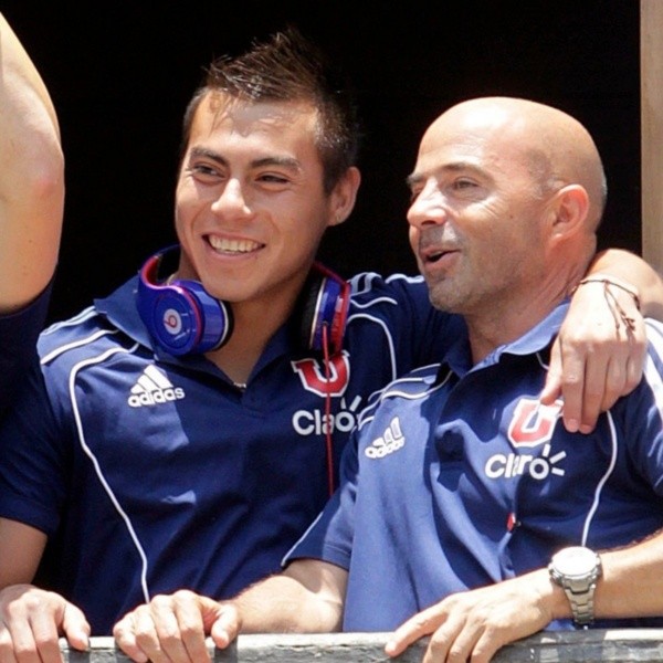 Eduardo Vargas junto a Jorge Sampaoli en Universidad de Chile