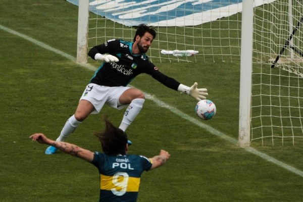 Marco Sebastián Pol fue el más peligroso de Everton en la primera mitad ante O&#039;Higgins. Foto: Agencia Uno