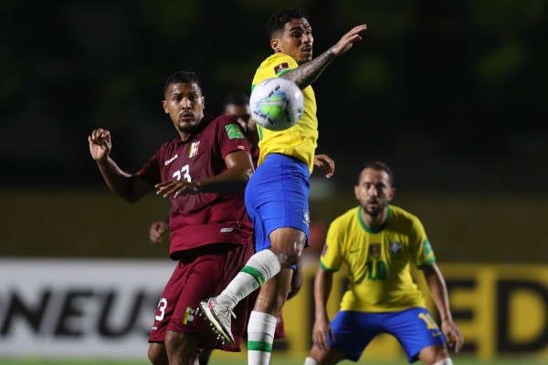 Salomón Rondón confía en repetir el buen nivel mostrado ante Brasil contra Chile. Foto: Getty Images
