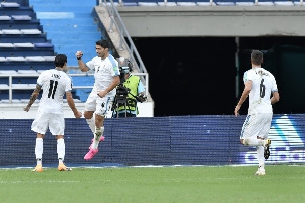 Luis Suárez venía de anotarle un gol a Colombia en Barranquilla - Getty