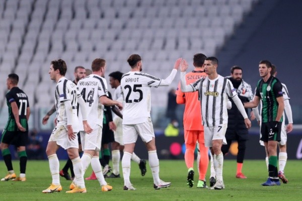 La Juventus abrochó su paso a la etapa de los 16 mejores en la Champions League. Foto: Getty,