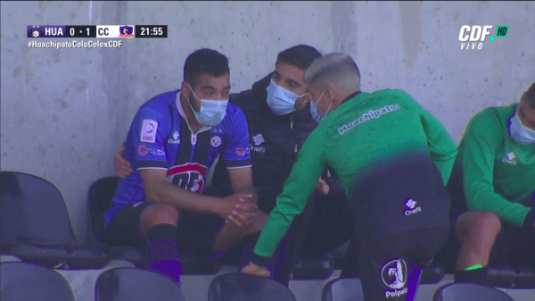 El lateral sólo alcanzó a jugar 18 minutos ante Colo Colo.
