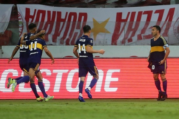 Tévez marcó el gol de la victoria en Brasil en una emotiva celebración que recordó a Diego Maradona. (Foto: Getty)