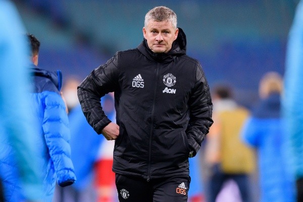 Ole Gunnar Solskjaer es ampliamente criticado en Manchester y otra derrota, esta vez con su clásico rival, no aguantaría su permanencia. (Foto: Getty)