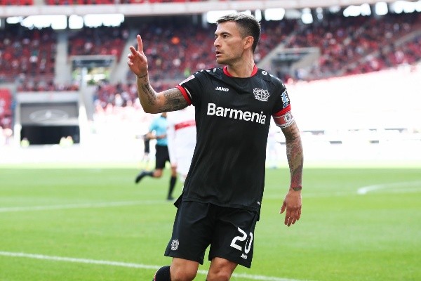 Charles Aránguiz ha estado lesionado gran parte del semestre pero se espera que en febrero pueda vovler al liderar al Leverkusen en Europa League. (Foto: Getty)