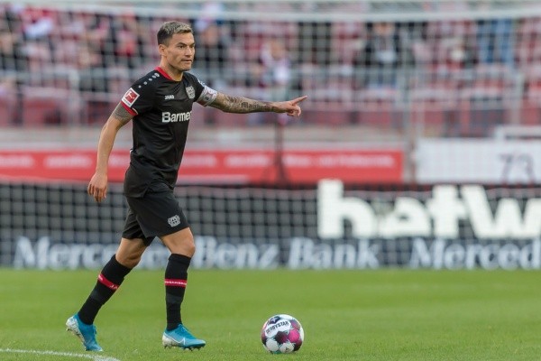Tras dos meses sin jugar, Charles Aránguiz podría estar en las citaciones cuando el Leverkusen reciba al Bayern Múnich en un duelo por la punta. (Foto: Getty)