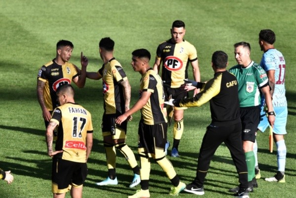 Coquimbo cayó ante La Serena en el clásico de la IV Región. Foto: Agencia Uno.