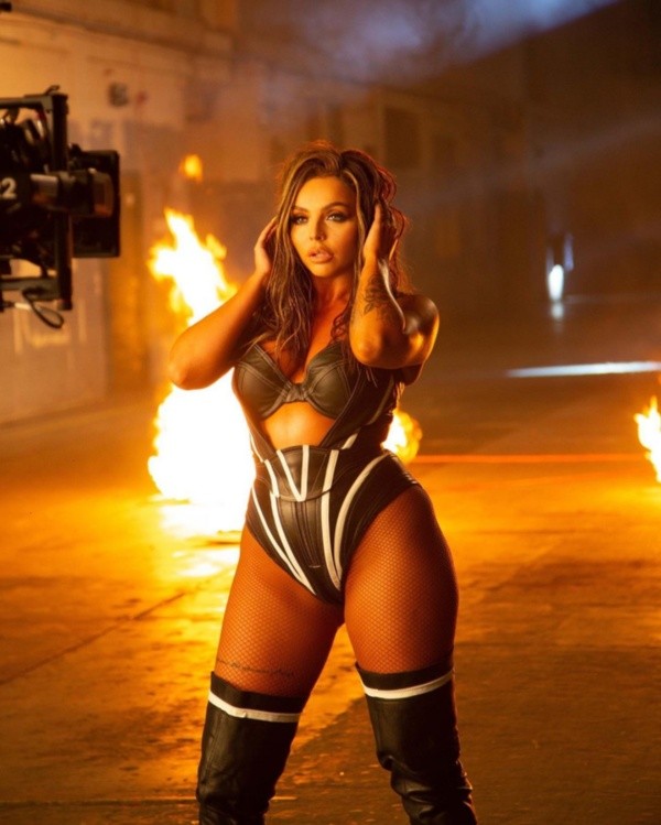 Jesy Nelson en la grabación de uno de los videos de Little Mix.