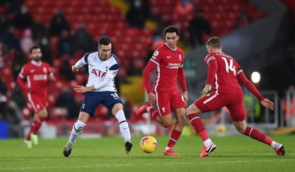 El Liverpool fue más que el Tottenham en el duelo de líderes en la Premier League. Foto: Getty Images.