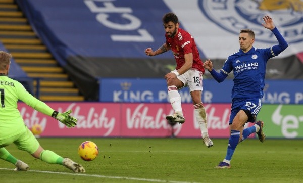 Bruno Fernandes anotaba el gol del triunfo del Manchester United, pero no contaba con la aparición de Jamie Vardy. Foto: Getty Images