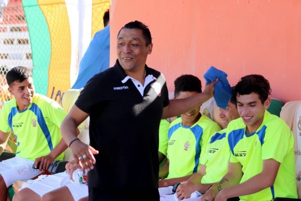 Kalule Meléndez ahora es entrenador - AgenciaUno