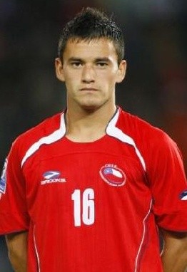 Charles Aránguiz, un joven Príncipe en la selección chilena.