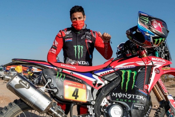 Cornejo perdió algunos minutos en la pista tras un par de caídas y pequeños errores de navegación sobre una compleja zona de piedras.