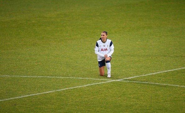 La jugadora estaría asintomática y de buen ánimo.