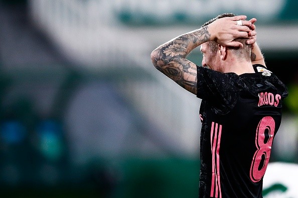 El empate del Madrid contra el Elche le da la oportunidad a los Colchoneros de quedar a ocho puntos, considerando los partidos pendientes. (Foto: Getty)