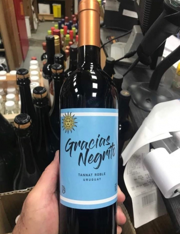 Vino “Gracias Negrito”
