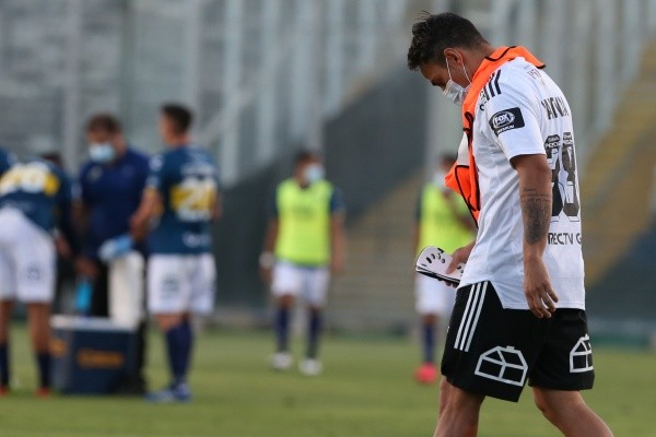 Jorge Valdivia presenta un edema tras el partido con Everton. Sin embargo, Coke Hevia advirtió que podría ser algo peor. Foto: Agencia Uno