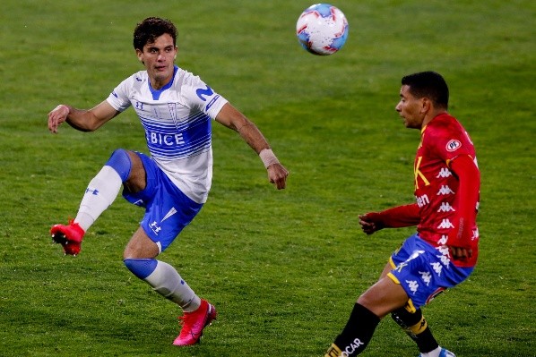 La UC sigue en la cima con 57 puntos.