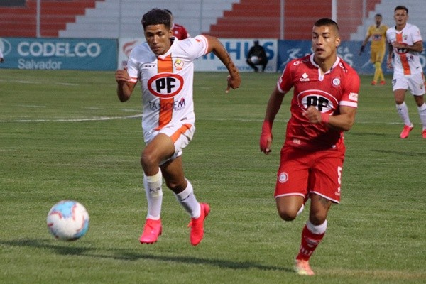 El empate entre Cobresal y Unión La Calera sigue sacando ronchas en los mineros. Foto: Agencia Uno