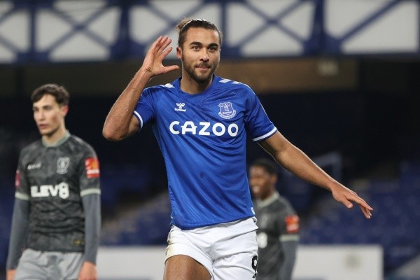 Dominic Calvert-Lewin anotó el primer tanto en la victoria del Everton frente al Sheffield Wednesday por FA Cup. Los Toffees se meten en la quinta ronda donde enfrentarán al Tottenham. (Foto: Getty)
