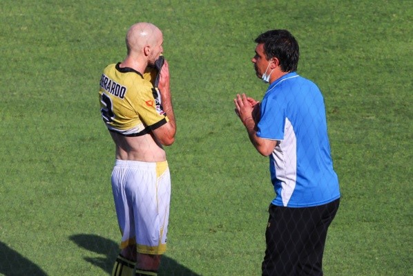 JJ Ribera insitió en que no debieron perder ante Colo Colo y aseguró que dejarán la vida ante Unión Española. Foto: Agencia Uno