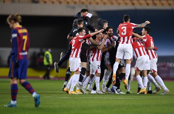 Locura total en Bilbao. Los vascos dieron vuelta el partido tres veces para finalmente quedarse con la copa. (Foto: Getty)