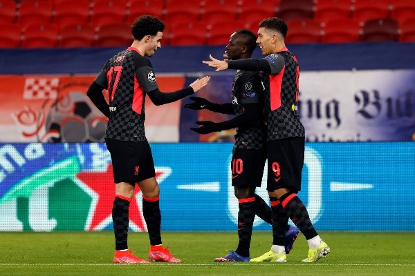 Un respiro, entre medio de malos resultados, obtuvo el Liverpool tras derrotar al Leipzig en la Champions League. Foto: Getty.