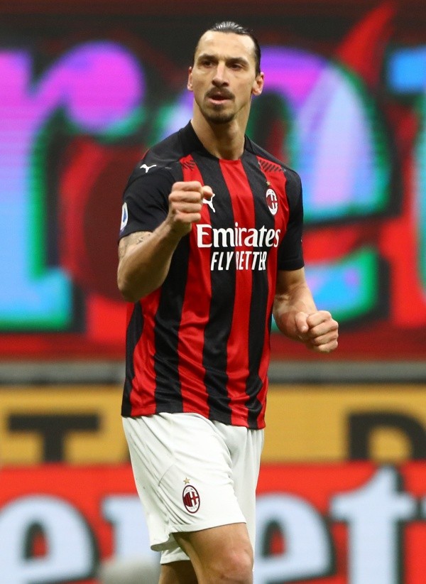 En 18 partidos de esta temporada, el delantero sueco lleva 16 goles. 14 de ellos son en 12 partidos de Serie A. (Foto: Getty)