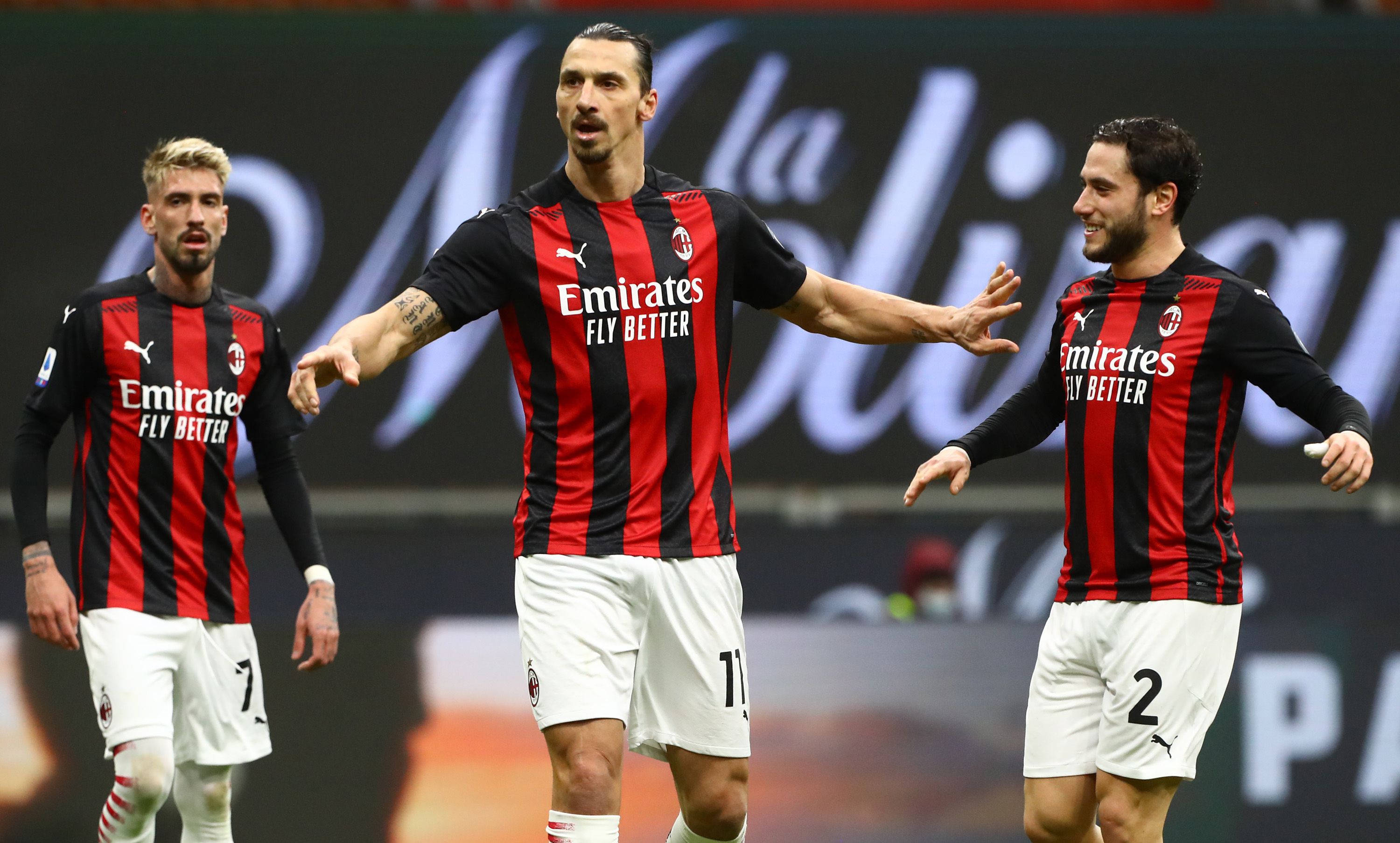 Zlatan Ibrahimović sufrió una lesión ayer y es una baja de por lo menos 10 días. (Foto: Getty)