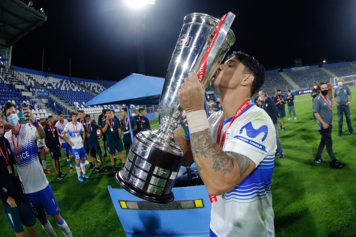Los Cruzados quieren replicar lo realizado en el plano local en la Libertadores. Foto: Agencia UNO.