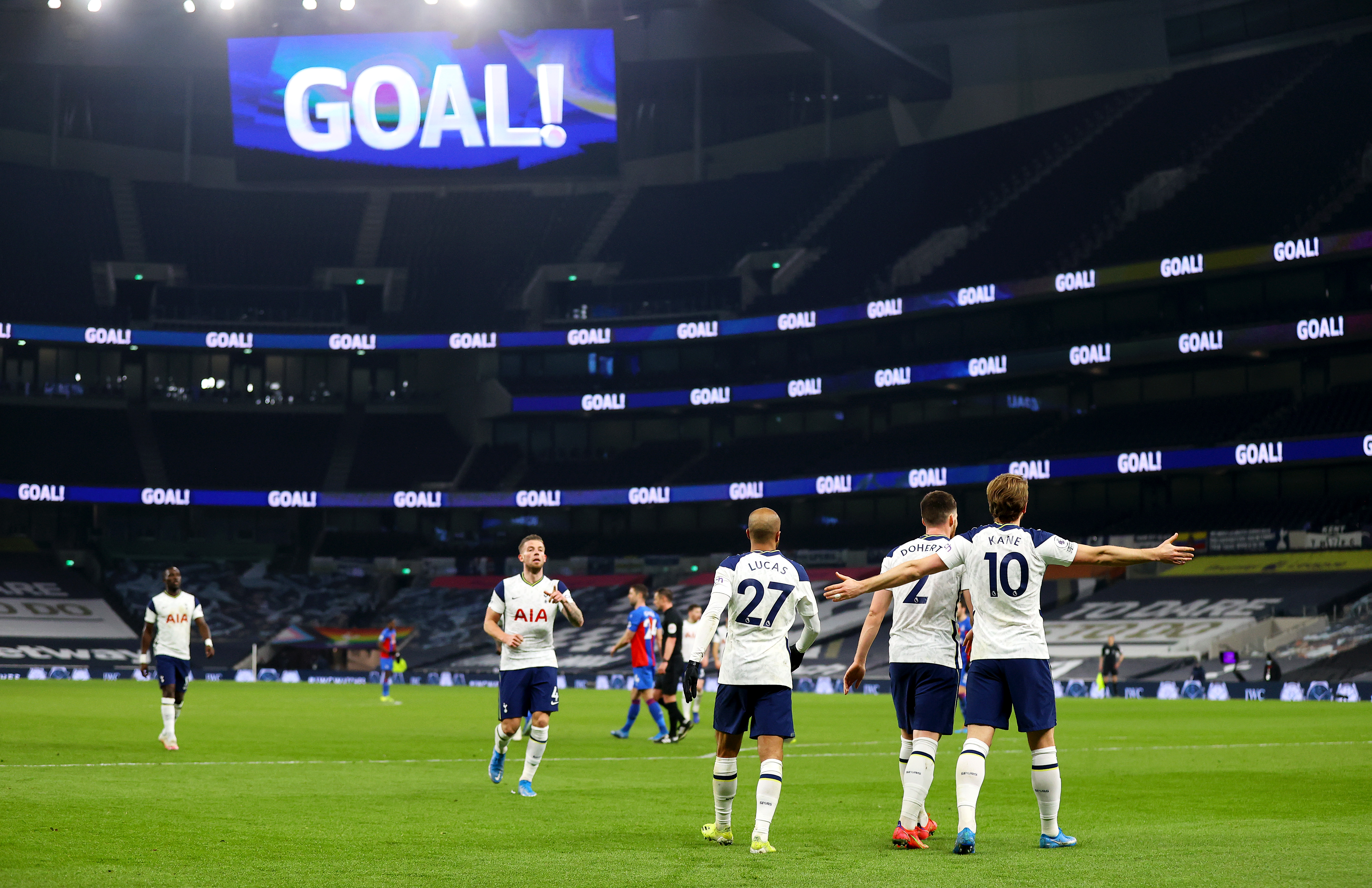 Con tres triunfos consecutivos, los Spurs ya escalan al séptimo lugar de la Premier League. (Foto: Getty)