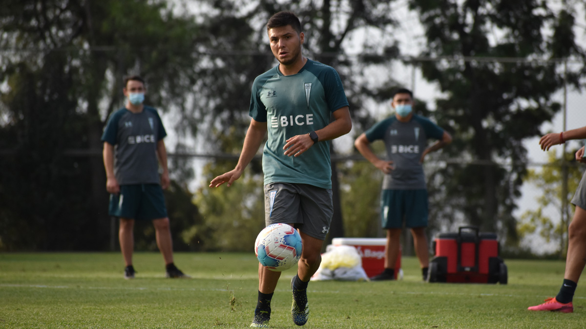 Los jugadores vivieron su primer entrenamiento presencial bajo el mando de Poyet.