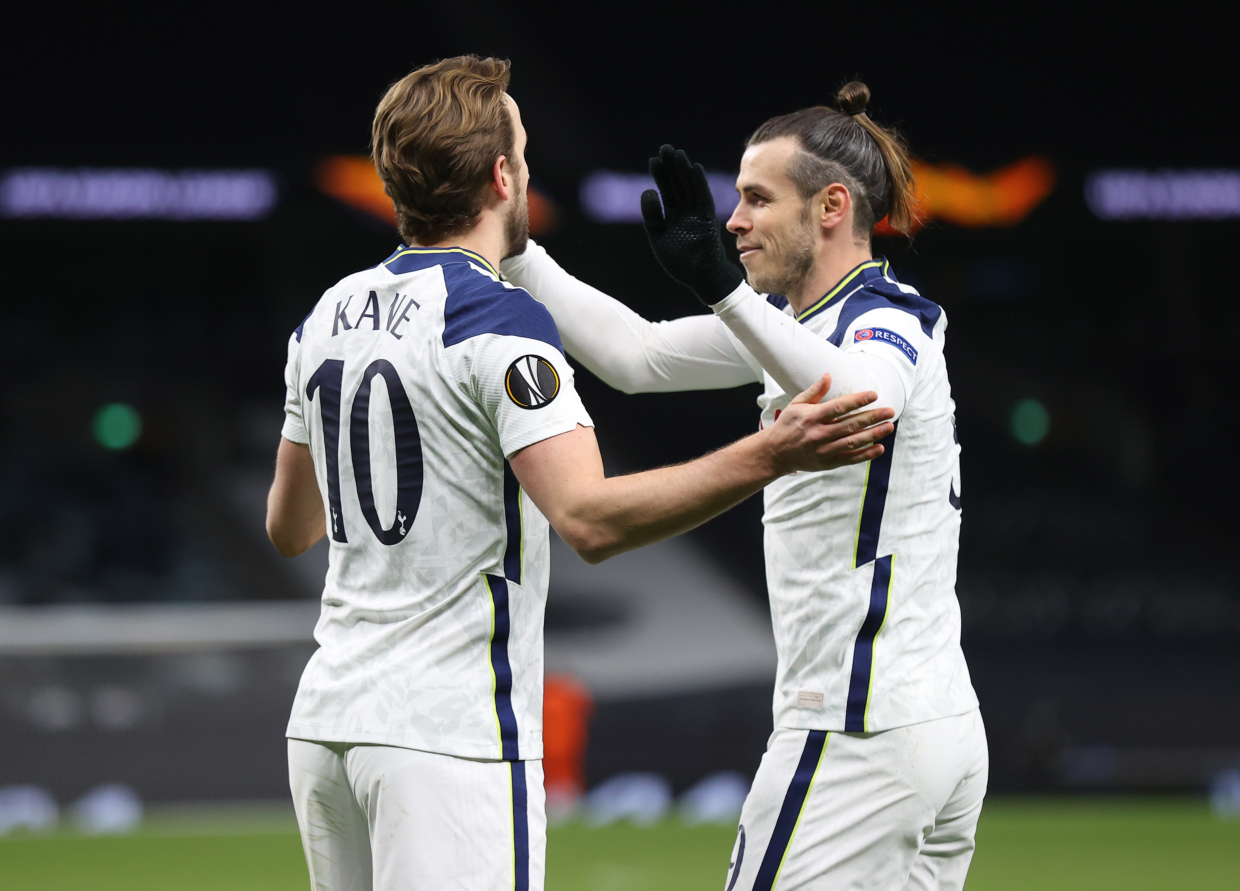 Harry Kane y Gareth Bale son las figuras de un Tottenham que escala en la Premier League y sigue luchando en la Europa League. (Foto: Getty)
