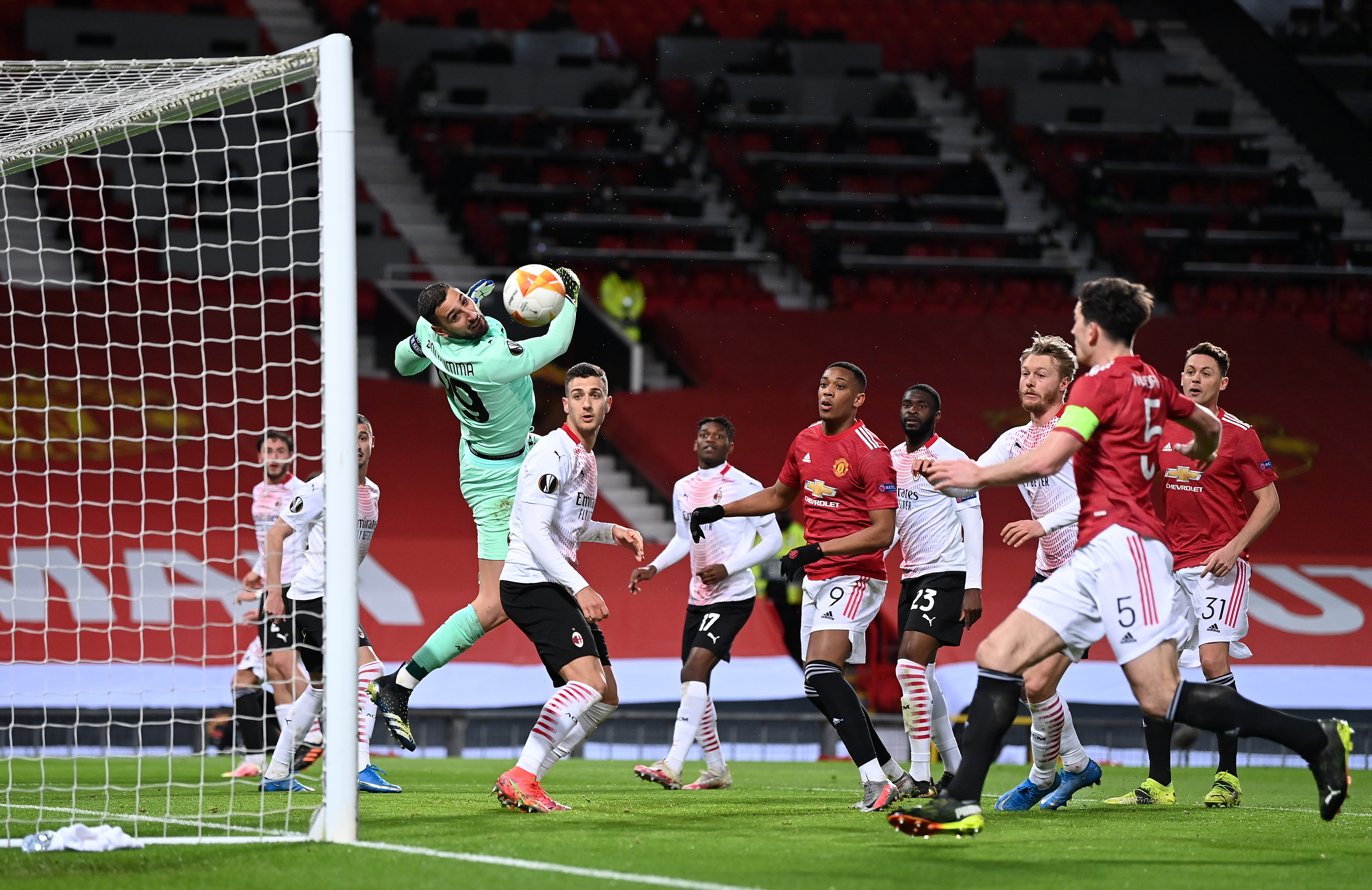 La resistencia del Manchester fue vencida cuando el compromiso expiraba. Foto: Getty